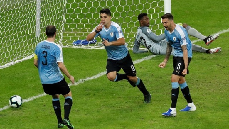 Copa Am&eacute;rica: Uruguay golea 4-0 a Ecuador y se hace l&iacute;der del grupo C