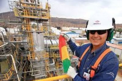 YPFB incorpora 40 nuevos profesionales de Tarija en el área de operaciones 