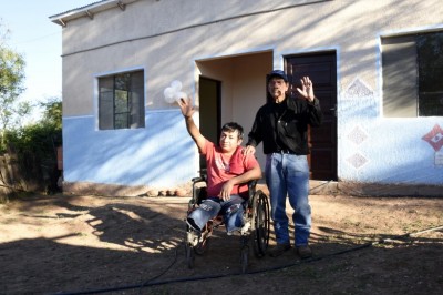 García Linera entregó 81 viviendas ampliadas y mejoradas en Villa Montes