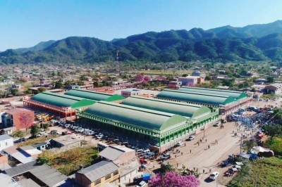 Inauguran el nuevo mercado campesino de Yacuiba