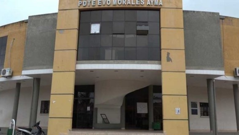 Yacuiba: Cambian el nombre al Auditorio 'Evo Morales' por 'Elena Tassakis de Palacios'