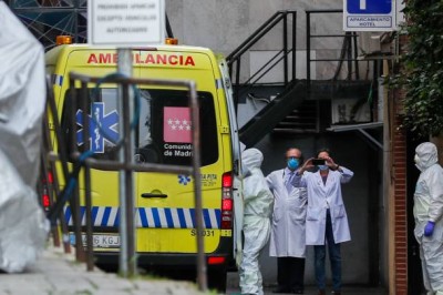 España suma 2.182 muertos por coronavirus, 462 más que el domingo