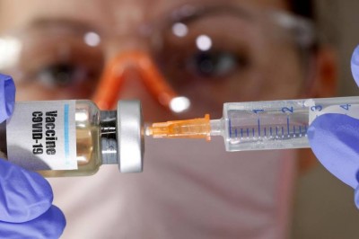 La vacuna de Oxford contra el coronavirus podría proteger el doble de lo esperado