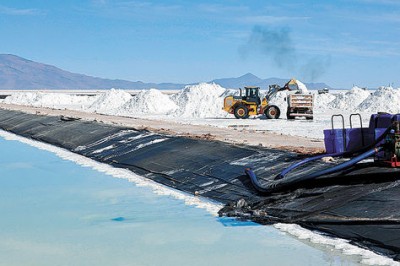 Bolivia reanuda negociación con Alemania para industrializar sus reservas de litio