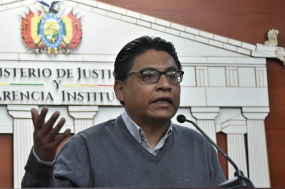 Ministro de Justicia niega que Evo Morales se beneficiara con el decreto de amnistía