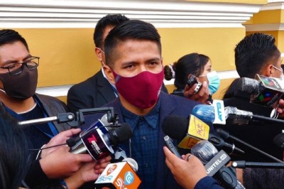 Rodríguez acusa a Camacho de 