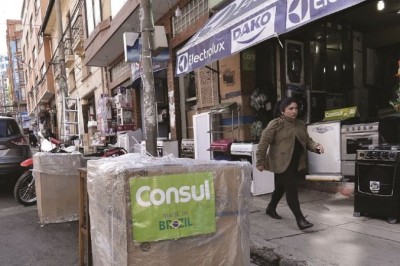 Piden ampliar base tributaria a informales, cocaleros y otros