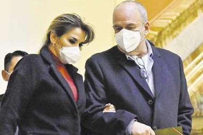 Áñez no figura en las investigaciones sobre compras de Arturo Murillo