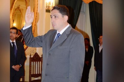Cívicos cruceños presentan denuncia contra Héctor Arce por siete delitos