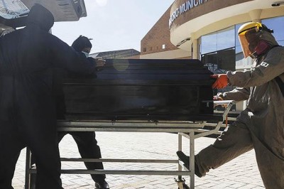 Bolivia rompe récord de muertes por Covid-19 con 124 en un solo día