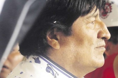 Piden que Evo declare en la Fiscalía y el MAS se une en torno al expresidente
