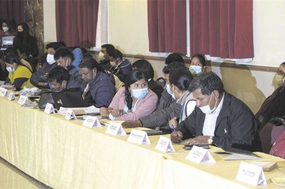Los cocaleros apuestan por elecciones en 45 días para aplacar conflicto en Yungas