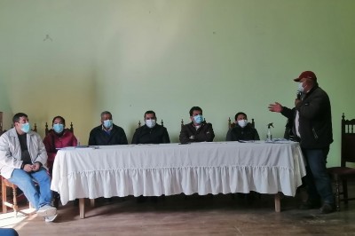Gobernación se compromete a mejorar las condiciones de comercialización de la uva