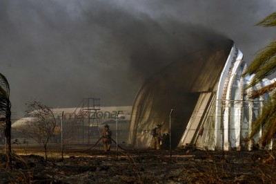 Incendio en Viru Viru afectó más de 25 vuelos, almacenes, turbinas y 1.700 hectáreas