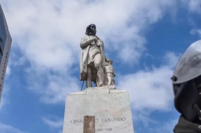 Arias alerta que grupos pretenden ‘hacer caer monumentos’ en octubre