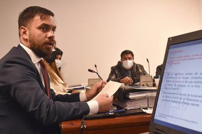 Denuncian que Del Castillo usó fotos equivocadas