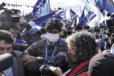 Evo llama a sus sectores y se perfila pulseada de fuerzas con cívicos y el Conade