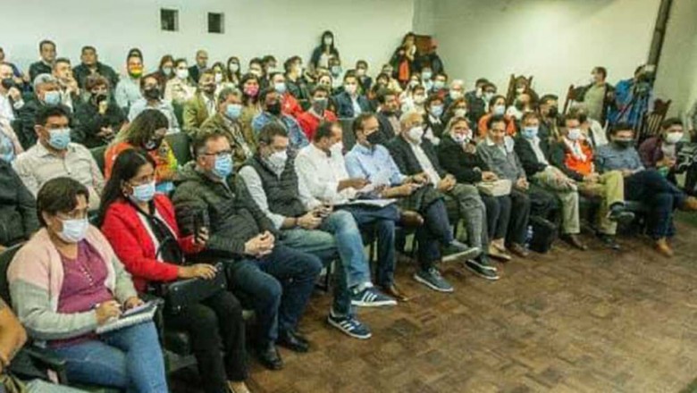 &lsquo;Cumbre por la Democracia&rsquo; conforma bloque de unidad y ratifica paro el 11 de octubre contra el Gobierno