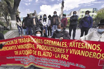 Evangélicos instruyen una “guerra espiritual” contra la ley del MAS