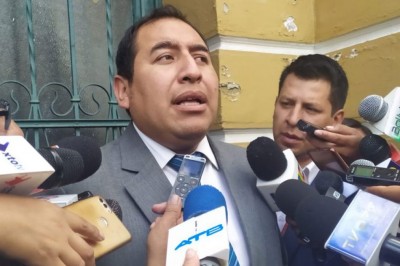Gobierno revela que gobierno de Áñez pidió ‘equipos y armamento’ a embajadas Británica y de EEUU