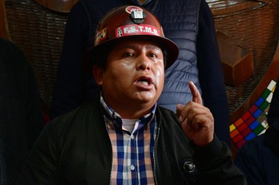 Campesinos acusan a Huarachi de prorrogarse en la COB, de pactar con Áñez y de pedir la renuncia de Morales