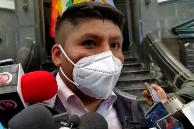 Loza dice que no sólo Evo, sino también Andrónico y él están ‘perseguidos’