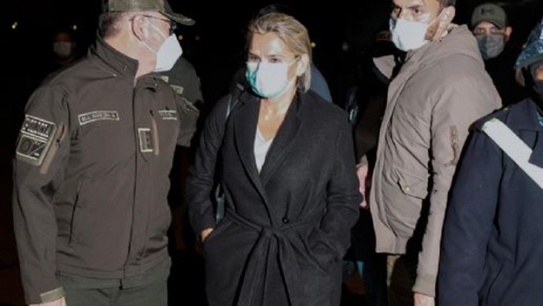 Jeanine A&ntilde;ez pide perd&oacute;n por los errores cometidos y por excederse en el tiempo de su mandato