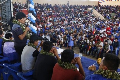 Pugnas en el MAS: buscan congreso para desconocer la directiva de Evo