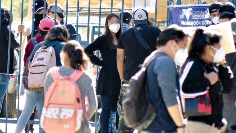 Universidades p&uacute;blicas del eje tienen m&aacute;s de 20 mil estudiantes 'dinosaurios'