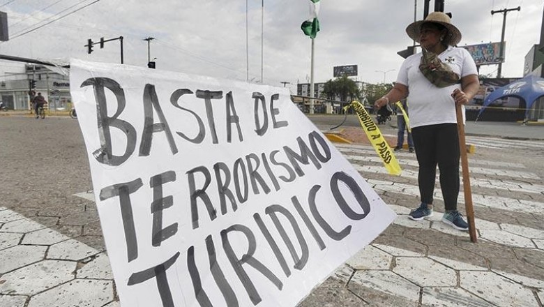 Paro c&iacute;vico de Santa Cruz en pie pese a las amenazas del Gobierno