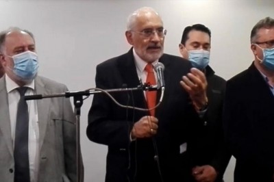 Diputado del MAS llama “payaso” a Carlos Mesa