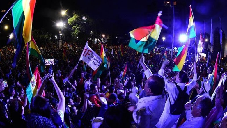 Expertos dicen que Bolivia vive una democracia amenazada por el poder
