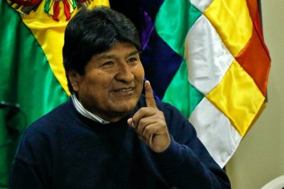 Evo: No decidir sobre el Censo es prestarse al juego de la derecha