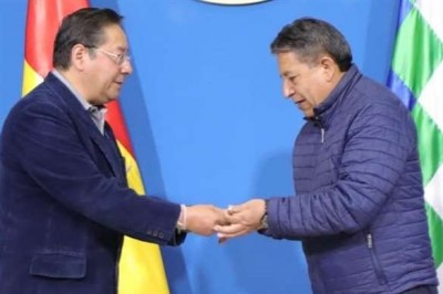 Arce viaja a Argentina y Choquehuanca asume presidencia interina