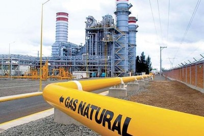 Bolivia vende a Argentina la mitad del gas que le exportaba hace un año