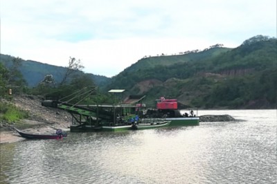 En el río Madre de Dios hay 546 dragas extrayendo oro, un 50% opera ilegalmente