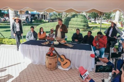 ALCALDE CARLOS BRÚ LANZA EL ENCUENTRO DE LA CHAQUEÑADA DE INVIERNO A ORILLAS DEL RIO PILCOMAYO PARA FORTALECER NUESTRAS COSTUMBRES Y TRADICIONES