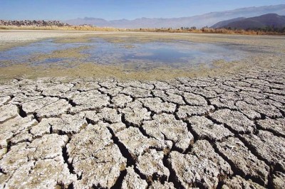 Bolivia pierde a sus lagos y lagunas por la desatención estatal y la crisis climática