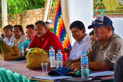 El Gobierno informa en Guayaramerín sobre acuerdo para puente e insiste en que no hay razón para protestas